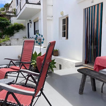 Agua E Sal - Seafront House, With Garden And Independent Suite. Ribeira Quente Exterior photo