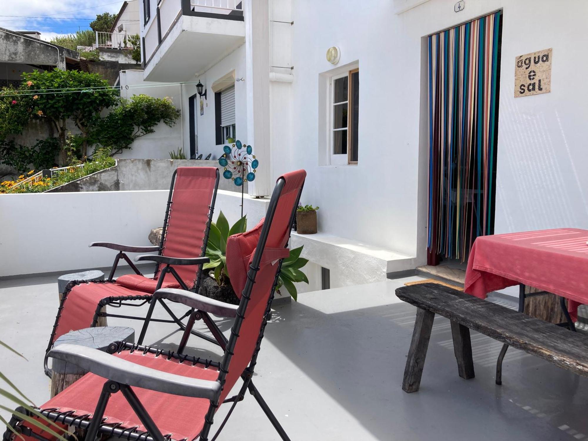 Agua E Sal - Seafront House, With Garden And Independent Suite. Ribeira Quente Exterior photo